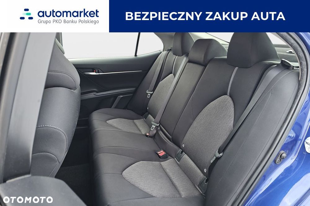 Toyota Camry 2.5 Hybrid Comfort CVT - 12