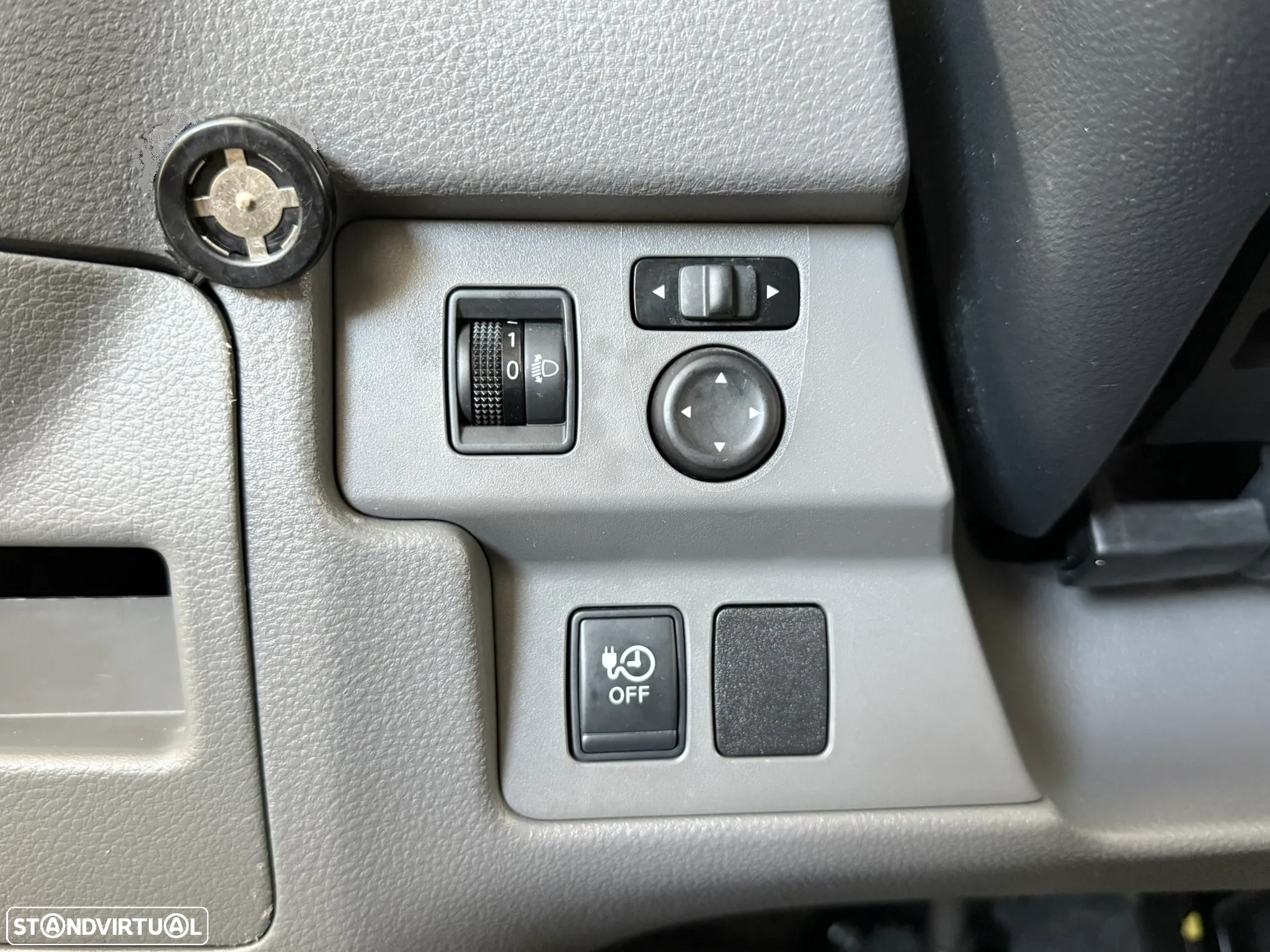 Nissan NV200 Evalia - 27