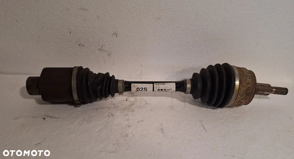 VW TRANSPORTER T6 T6.1  4X4 4MOTION PÓŁOŚ PRAWY PRZÓD DSG 7E0407272BG - 1