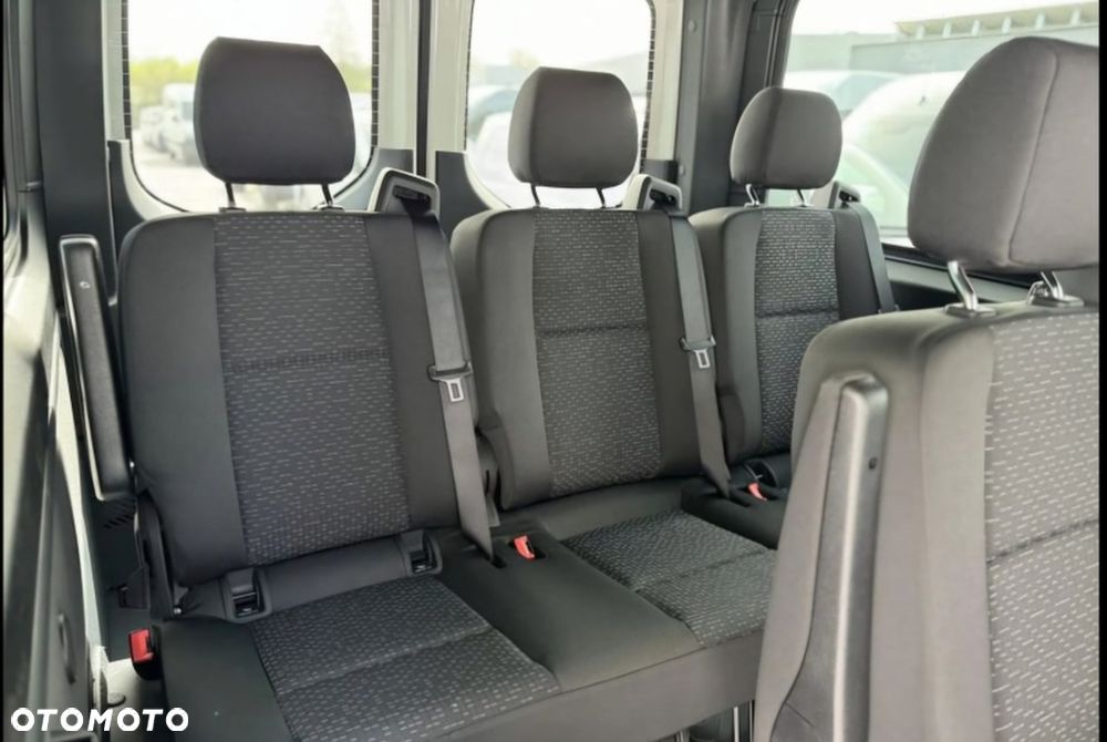 Mercedes-Benz Sprinter - 17