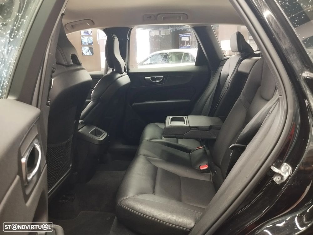 Volvo XC 60 2.0 D4 Inscription Geartronic - 16