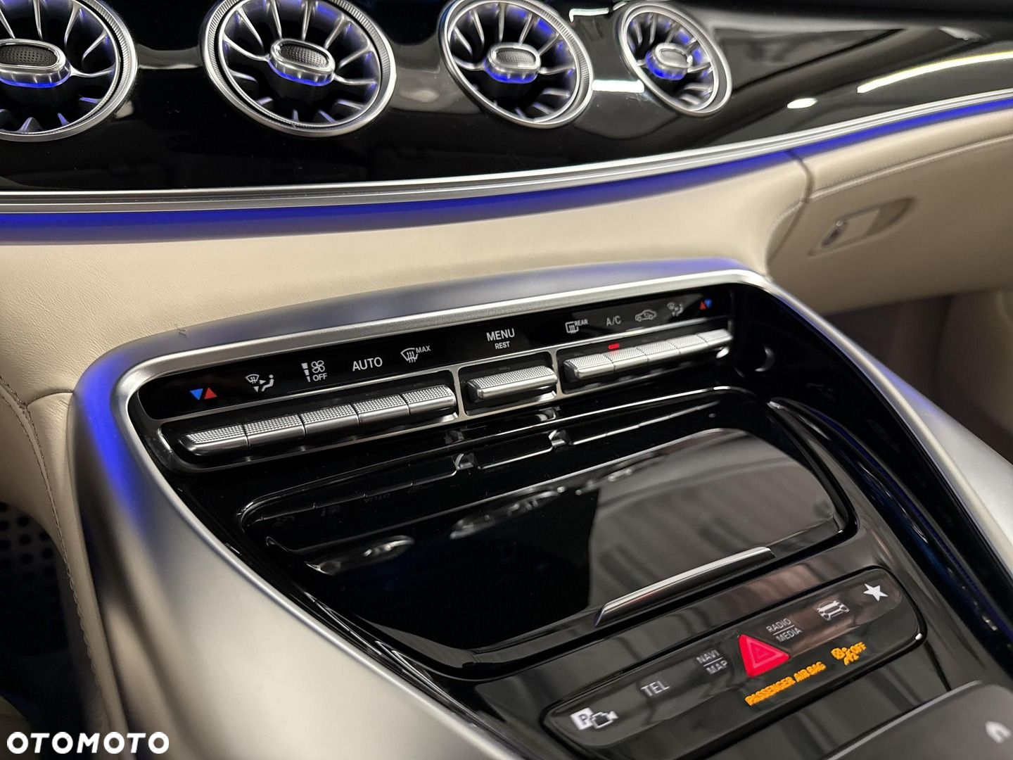 Mercedes-Benz AMG GT - 21