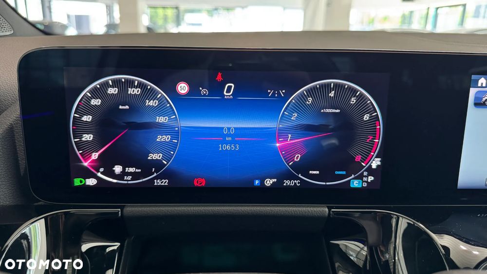 Mercedes-Benz GLA 200 AMG Line - 14