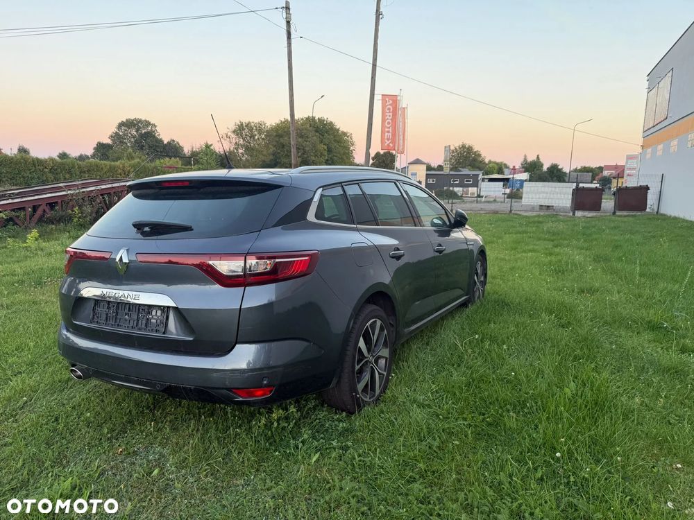 Renault Megane Grandtour ENERGY TCe 160 EDC BOSE EDITION - 4