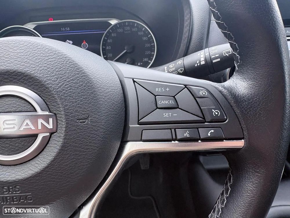 Nissan Juke 1.6 Hybrid N-Connecta - 38