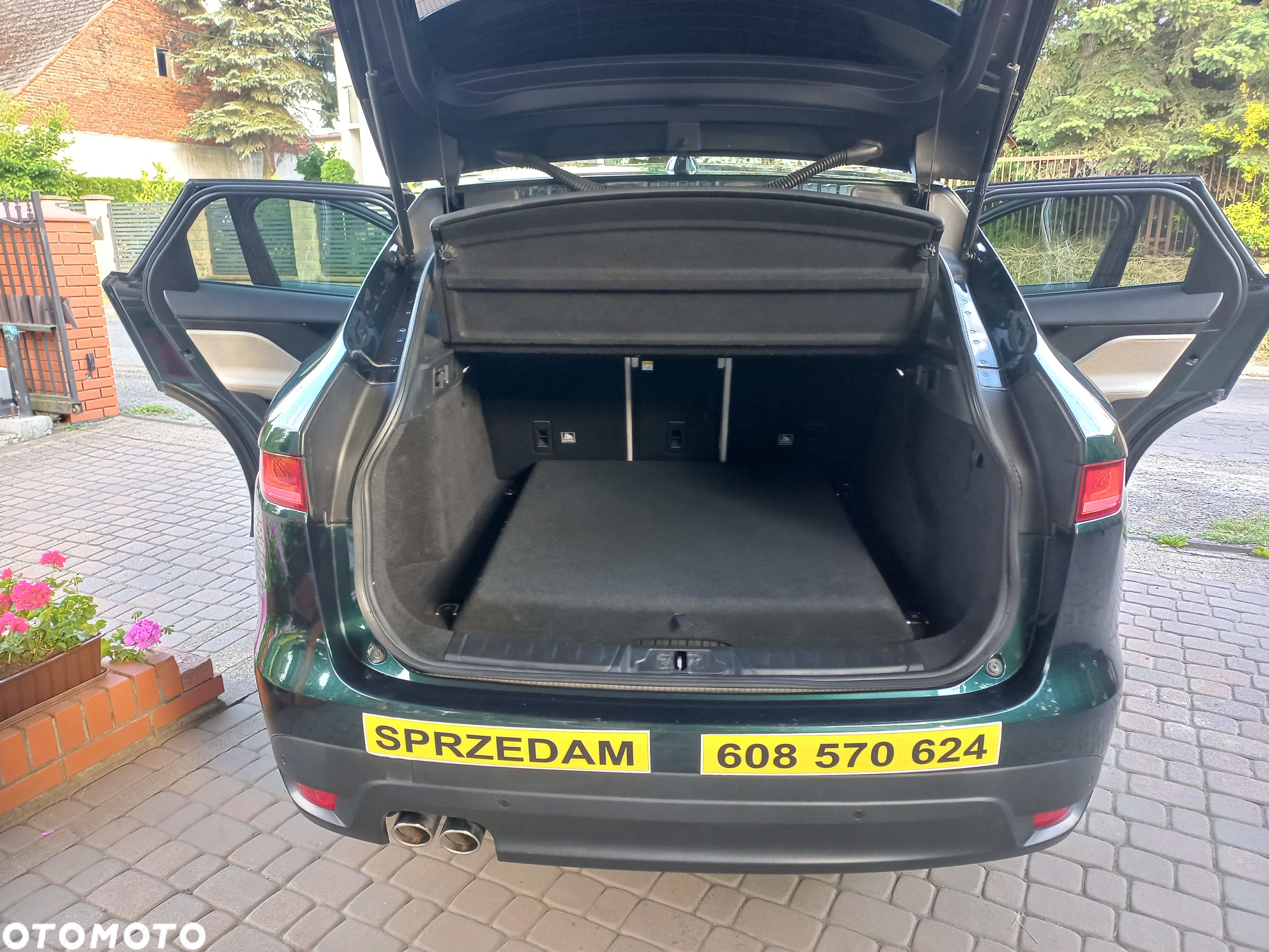 Jaguar F-Pace 2.0 i4D AWD Chequered Flag - 21
