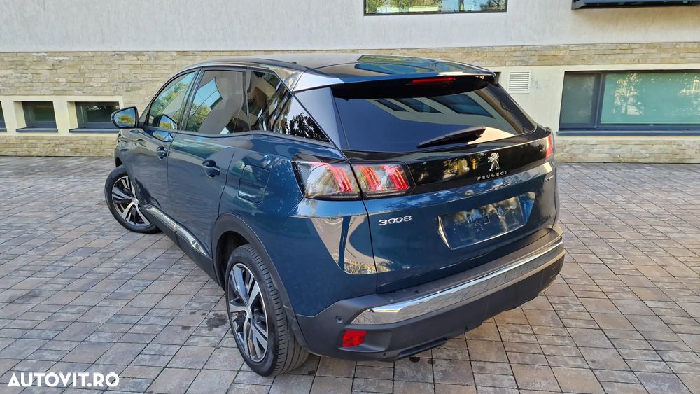 Peugeot 3008 PHEV 300 EAT8 4X4 Allure Pack - 10