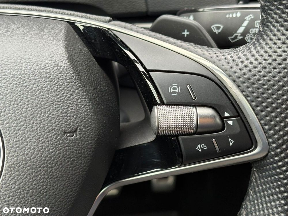 Skoda Karoq 1.5 TSI ACT Sportline DSG - 11