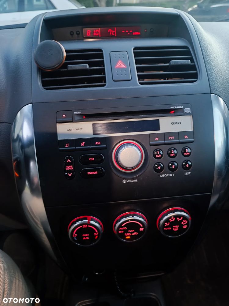 Suzuki SX4 1.6 GS / Premium 4WD - 17