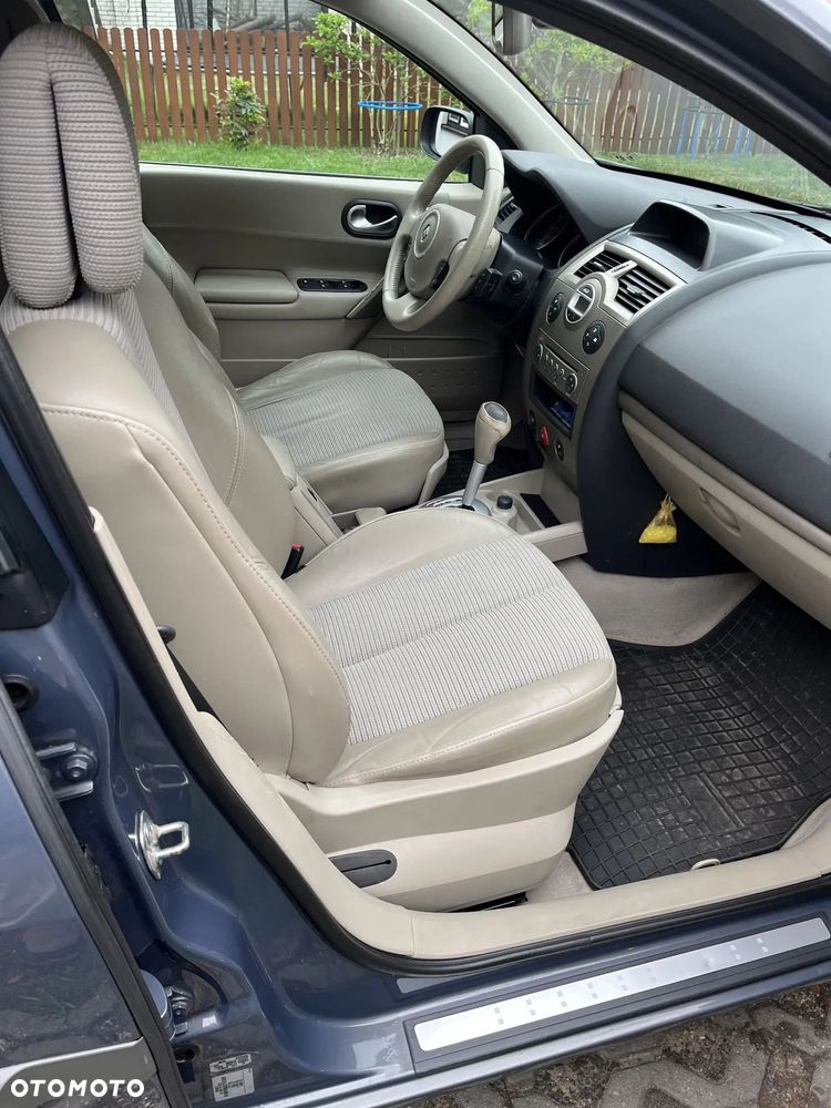 Renault Megane 1.6 Avantage - 4