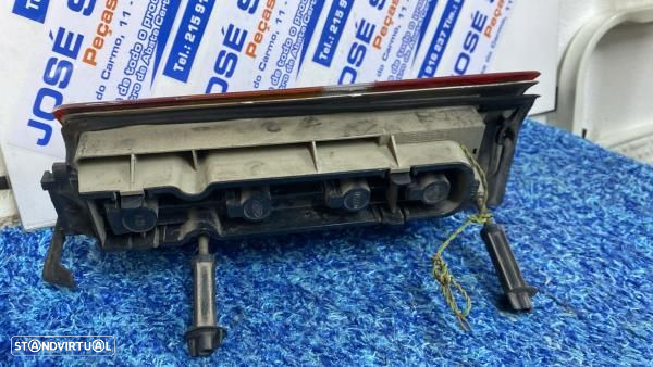 Farolim Ilharga Esq Ford Courier Pick-Up - 2