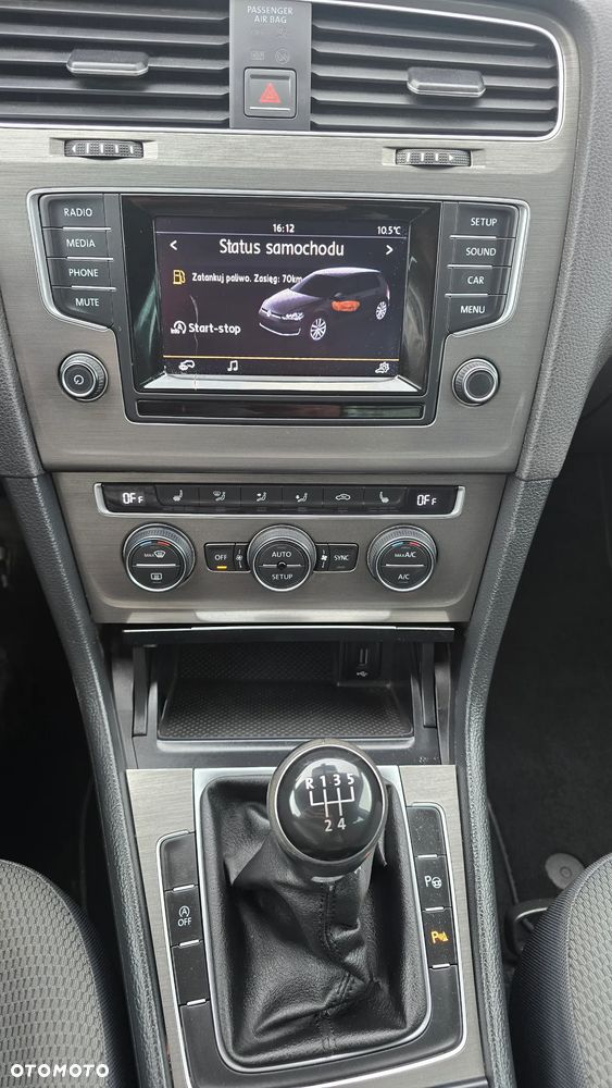 Volkswagen Golf 1.2 TSI BlueMotion Technology Comfortline - 10