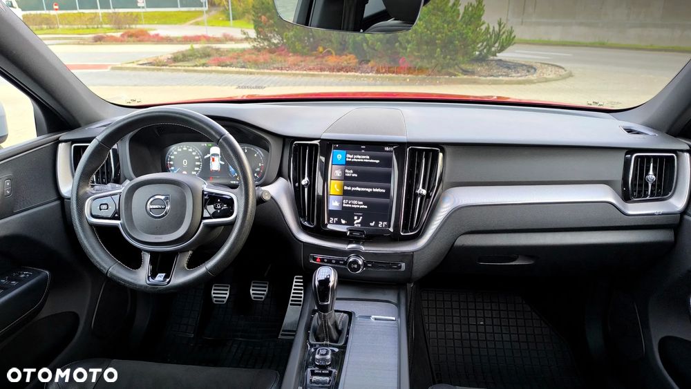 Volvo XC 60 D3 R-Design - 30