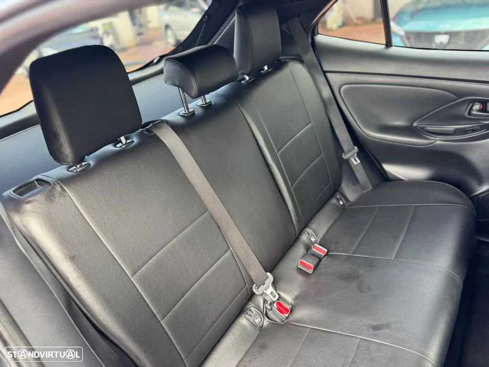 Toyota Yaris Cross 1.5 HDF Comfort - 30