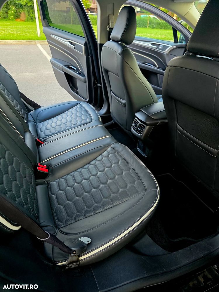 Ford Mondeo - 11