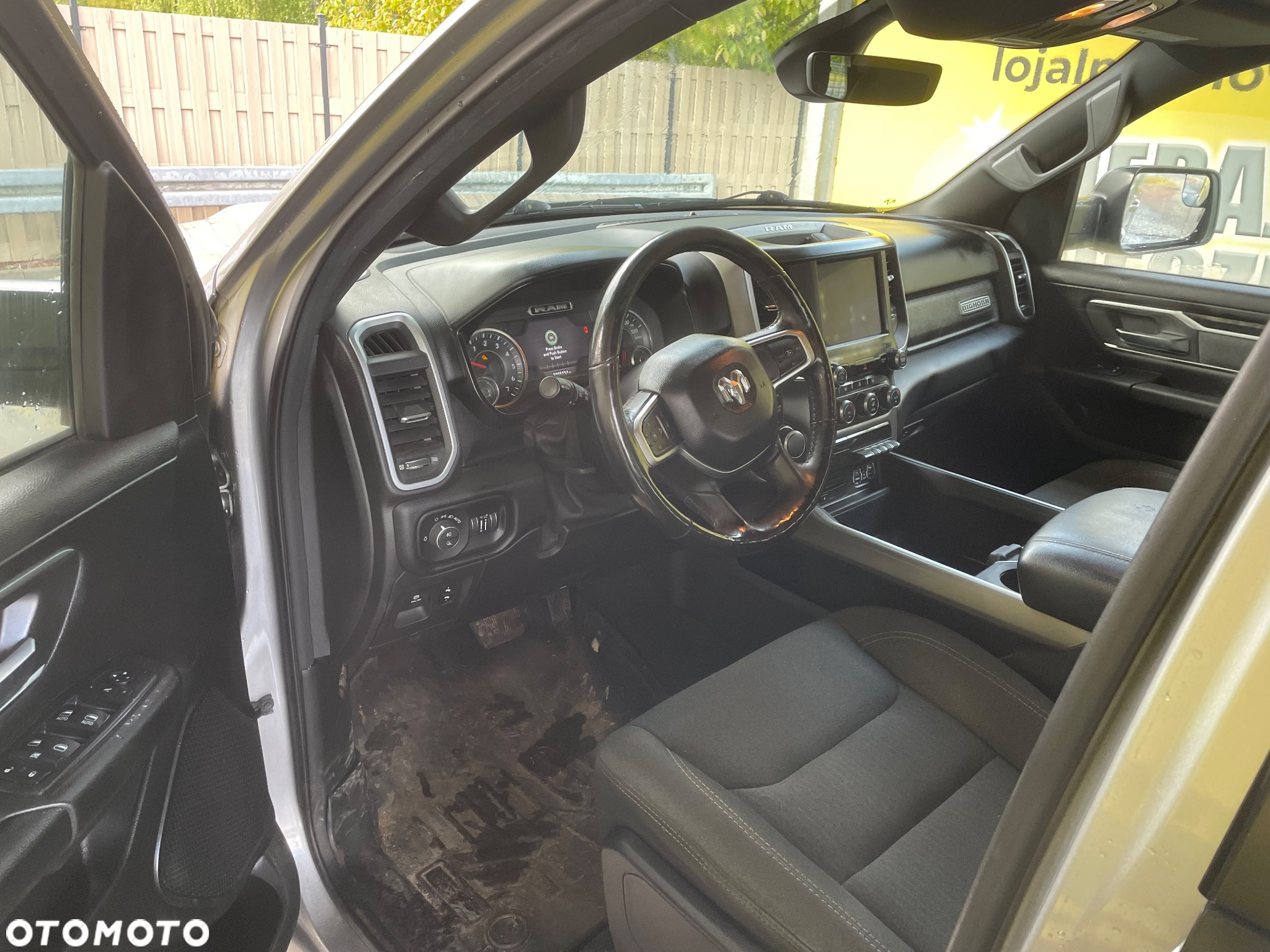 RAM 1500 5.7 Crew Cab Bighorn - 8