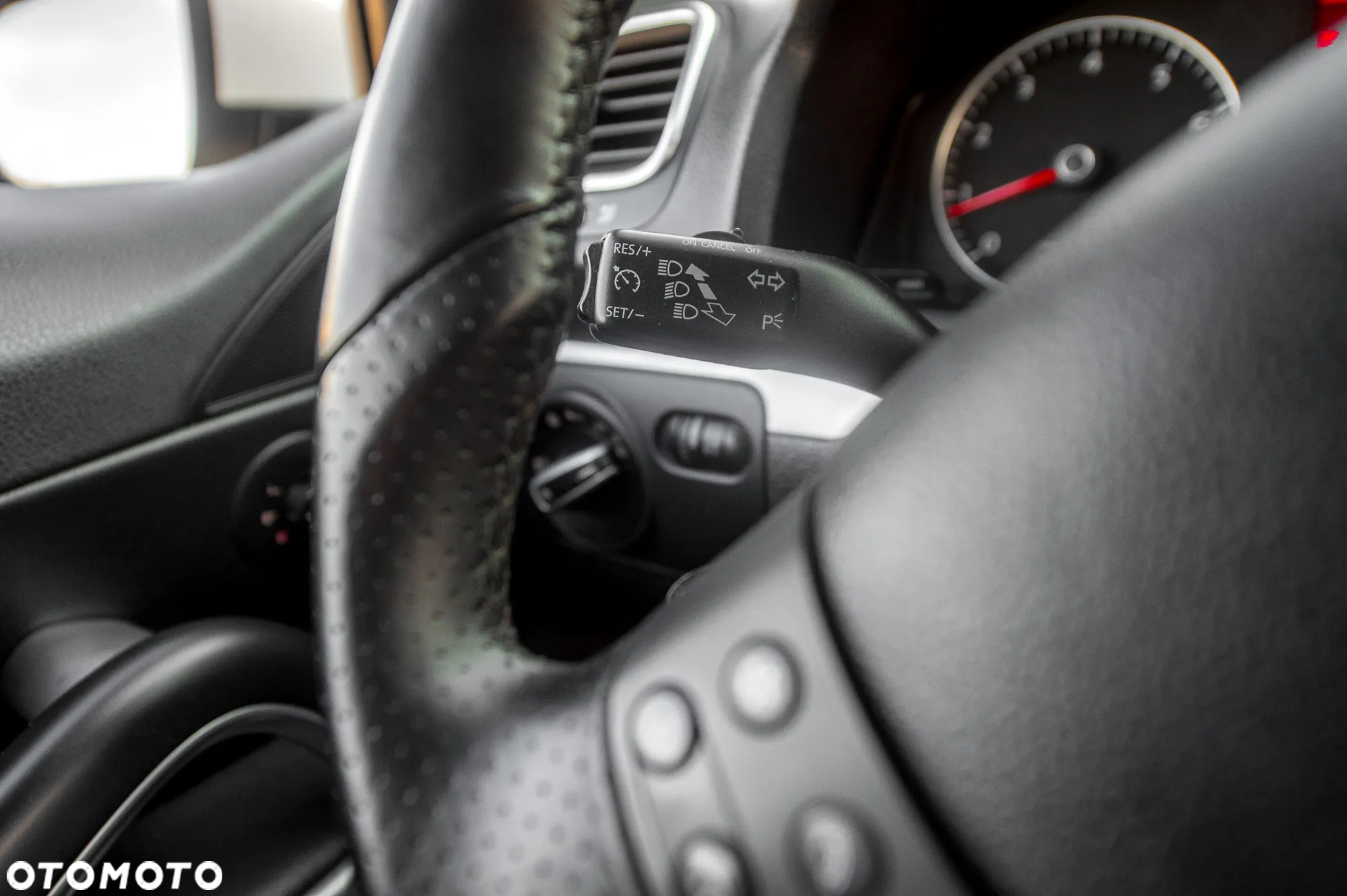 Volkswagen Scirocco 2.0 TSI DSG - 31