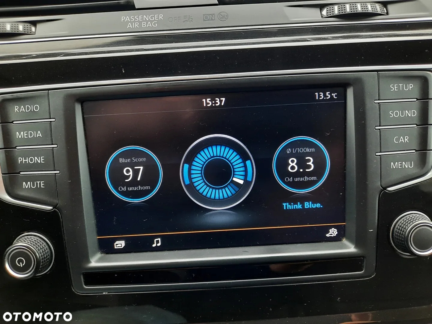 Volkswagen Touran 1.6 TDI SCR BlueMotion Technology DSG Trendline - 33