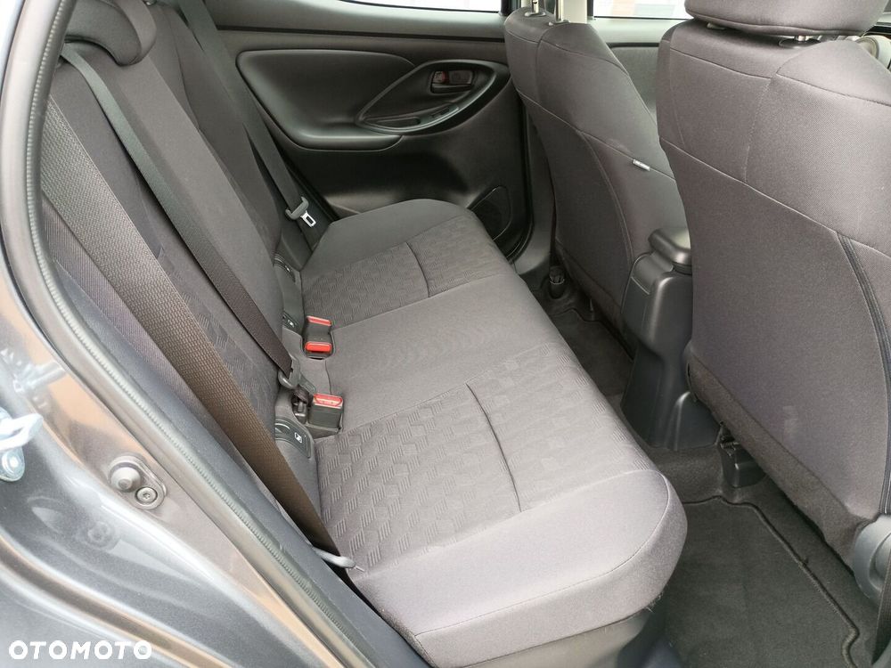 Toyota Yaris - 8