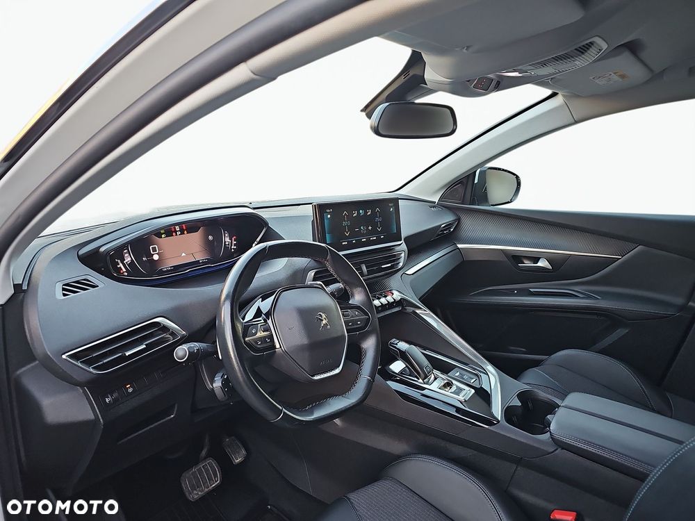 Peugeot 3008 1.2 PureTech Allure S&S - 9