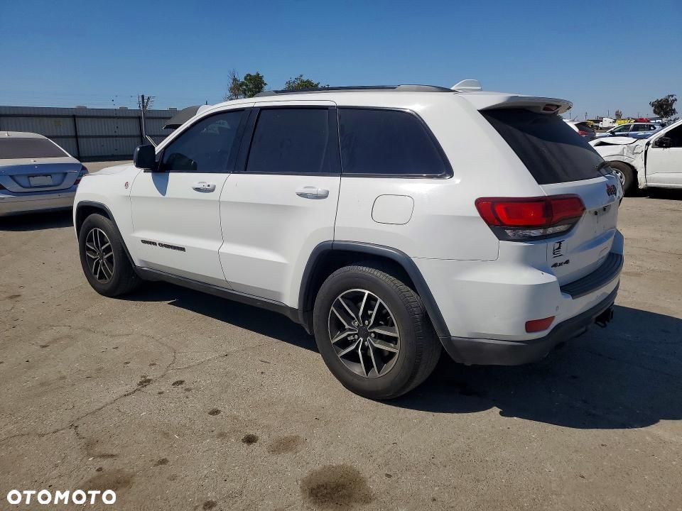 Jeep Grand Cherokee - 2