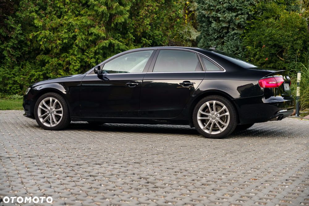 Audi A4 Limousine 2.0 TFSI multitronic S line Sportpaket - 1
