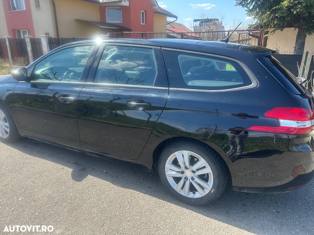 Peugeot 308 1.5L BlueHDI 130 S&S EAT8 Active - 7