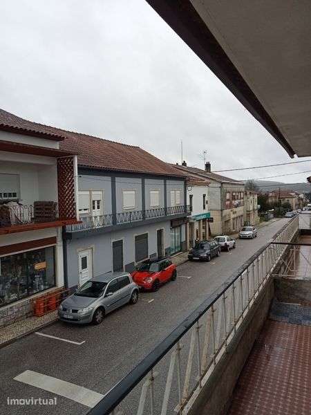 T2 ALUGAR NO Centro do AVELAR - com estacionamento e aparcamento - Grande imagem: 2/9