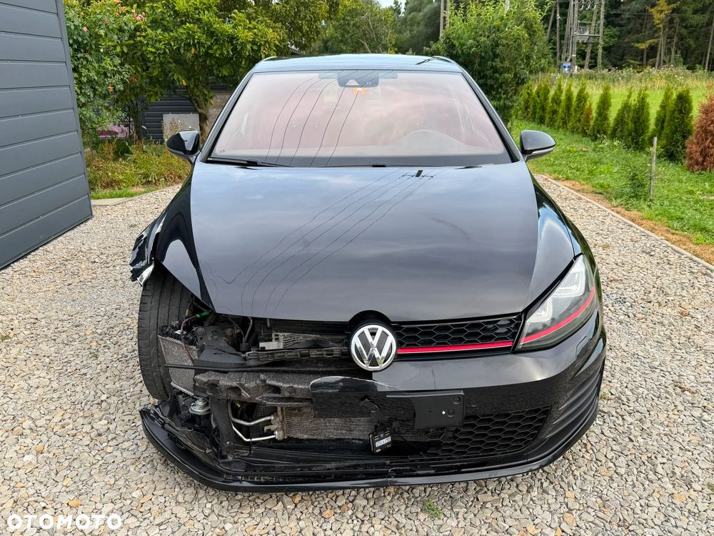 Volkswagen Golf GTI Performance BlueMotion Technology DSG - 9