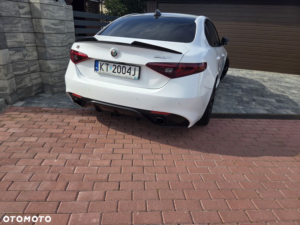 Alfa Romeo Giulia - 3
