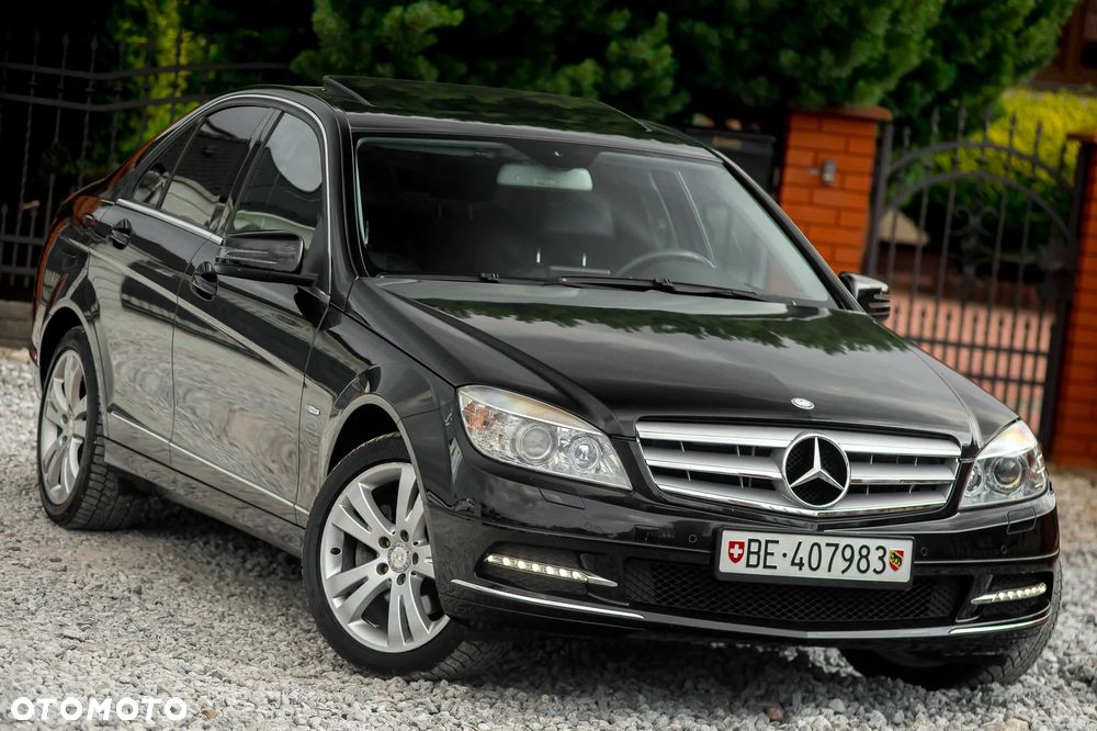 Mercedes-Benz Klasa C 250 CGI Automatik BlueEFFICIENCY Avantgarde - 1