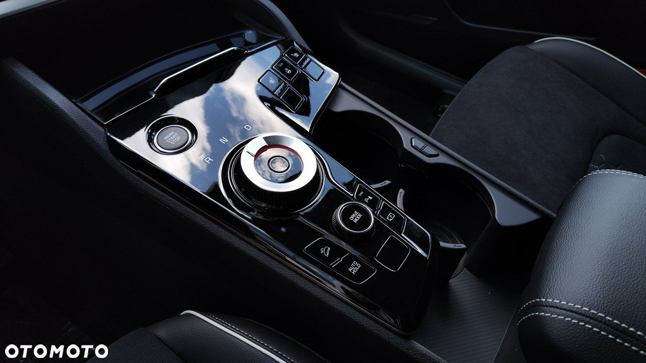 Kia Sportage - 12
