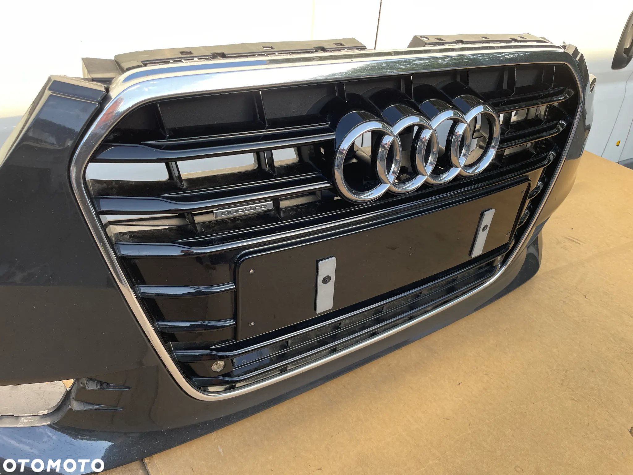 AUDI A6 C7 4G0 4G 11- ORYGINALNY ZDERZAK PRZEDNI GRILL ATRAPA POD PDC I SPRYSKI 4G0807437 4G0853653 KRATKA ZDERZAKA ZAŚLEPKA SPRYSKIWACZY - 4