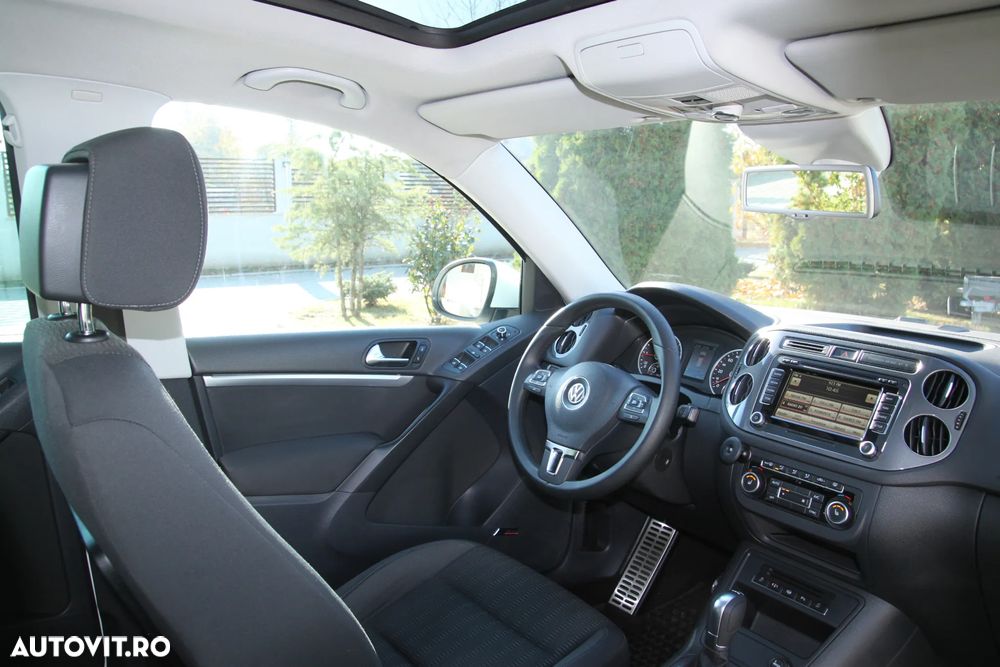 Volkswagen Tiguan 2.0 TDI 4Motion DSG Sport & Style - 5