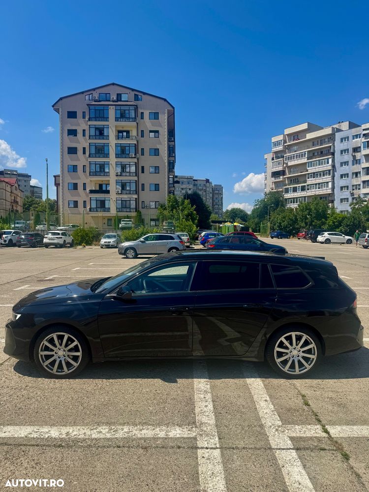 Opel Astra 1.2L Turbo Start/Stop Edition - 4