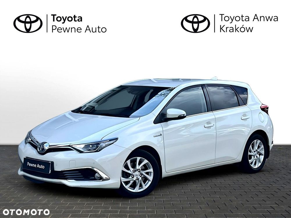 Toyota Auris - 1