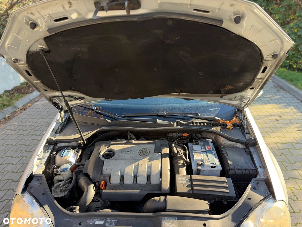 Volkswagen Golf 2.0 TDI Tour - 22