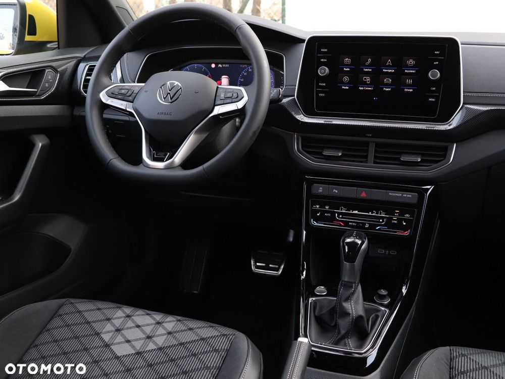 Volkswagen T-Cross - 16