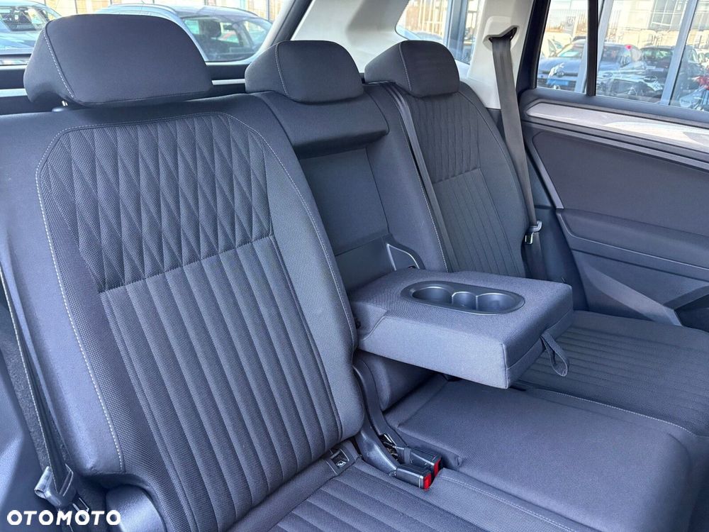 Volkswagen Tiguan Allspace - 17