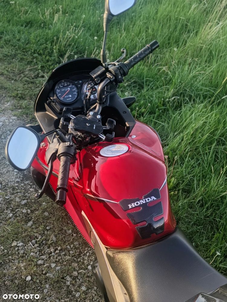 Honda CBF - 8