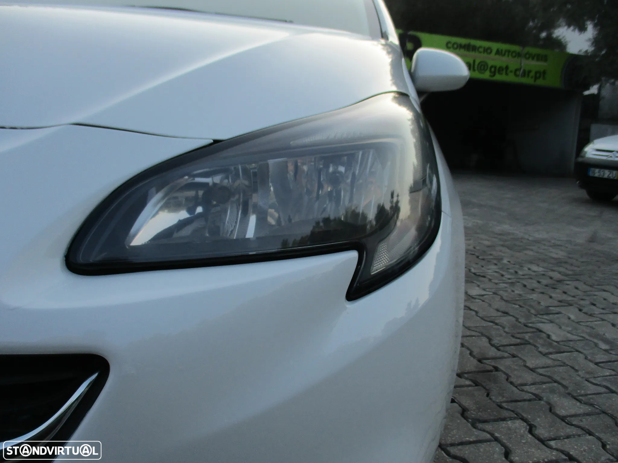 Opel Corsa 1.2 Edition - 3