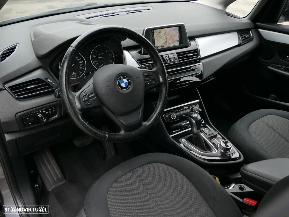 BMW 216 Active Tourer d Advantage Auto - 26