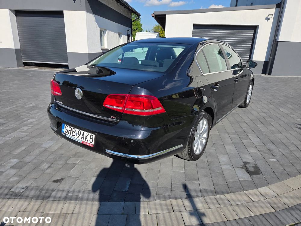Volkswagen Passat 1.8 TSI Exclusive - 4