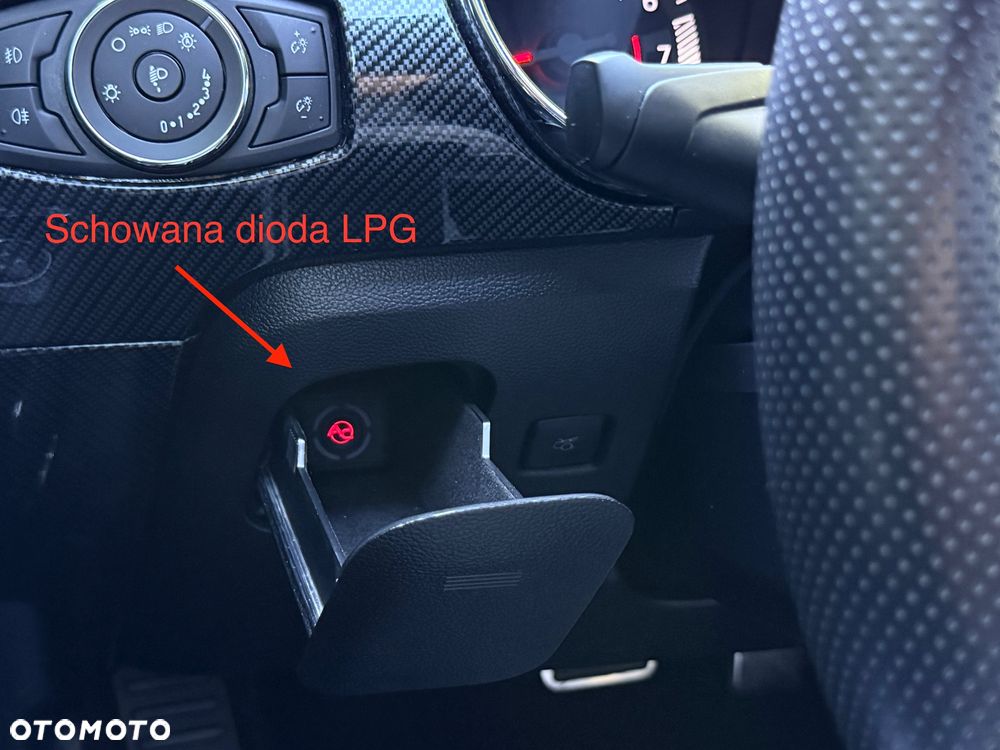 Ford Mustang 5.0 V8 GT - 20