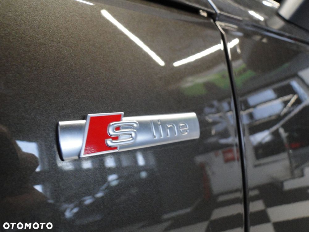 Audi A4 Limousine - 32