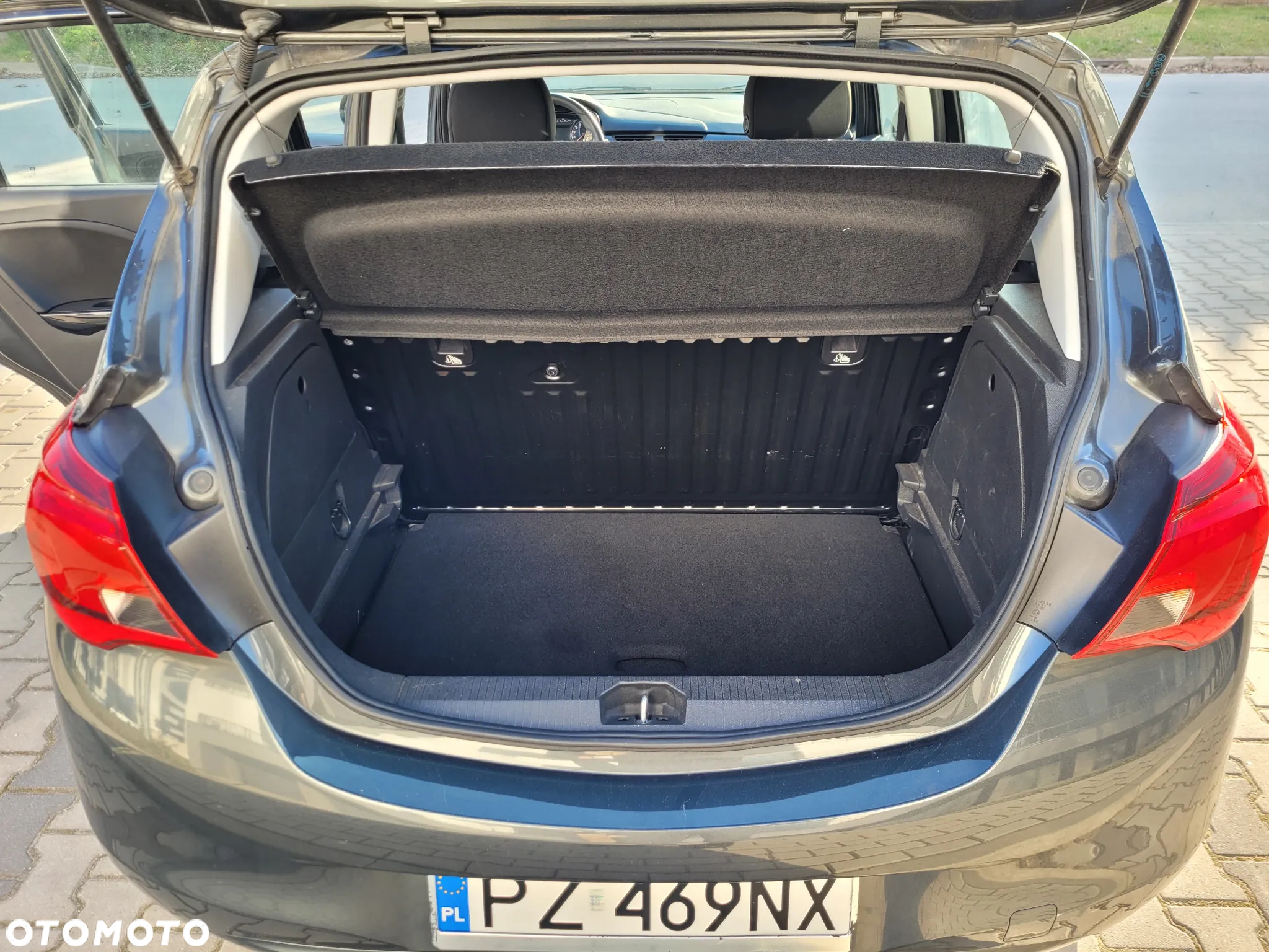 Opel Corsa 1.2 Enjoy - 19