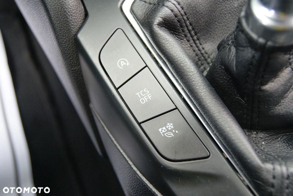 Ford Focus 1.0 EcoBoost Trend Edition Business - 23