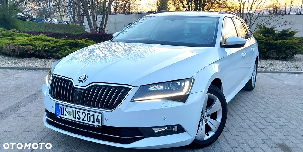 Skoda Superb 2.0 TDI Style - 8