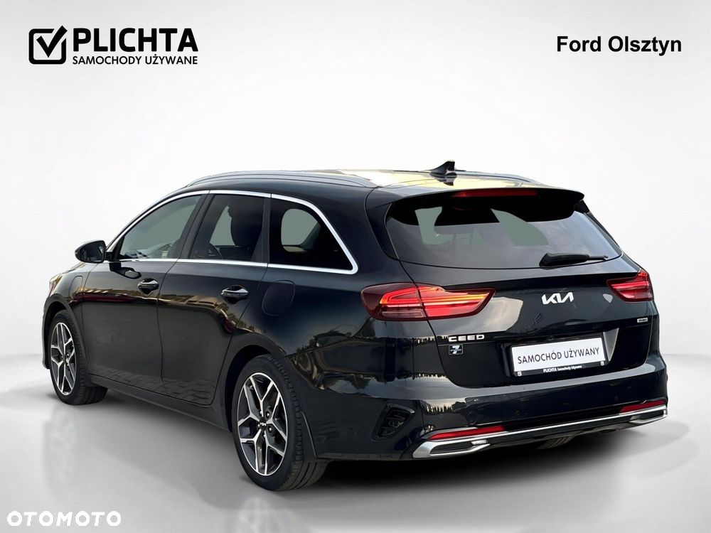 Kia Ceed - 4
