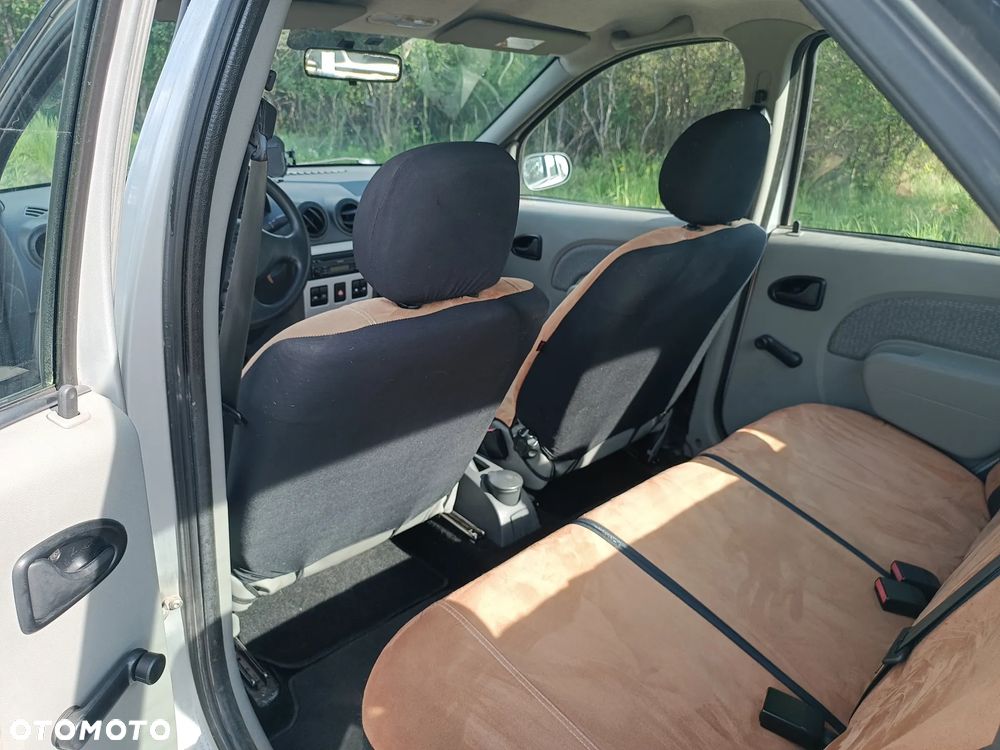 Dacia Logan 1.4 Laureate - 9